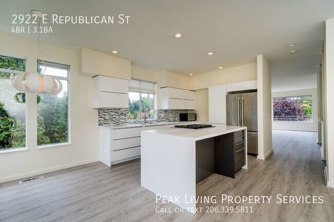Building Photo - Madison Valley Huge 3bd/3.5ba Home!