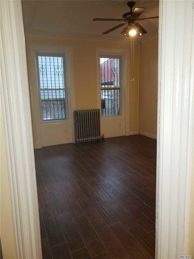 Building Photo - 233 Etna St