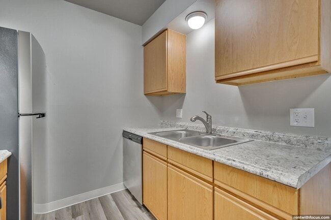 Interior Photo - Clayton Ridge