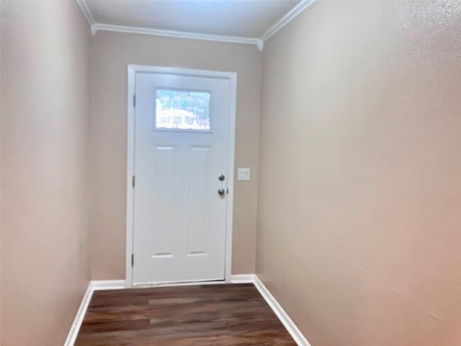 Photo - 8710 Shiloh St House