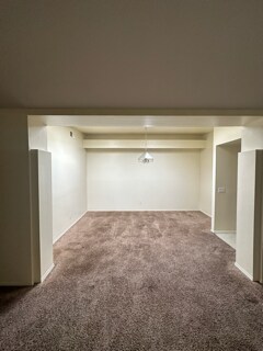 Foto del edificio - 90 Rosewood Cir