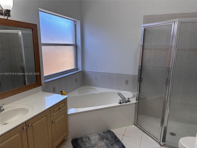 Foto del edificio - 5060 SW 159th Ave