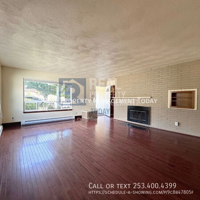 Foto del edificio - 338 Regent Blvd
