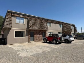 Building Photo - 3211 Opal Ct