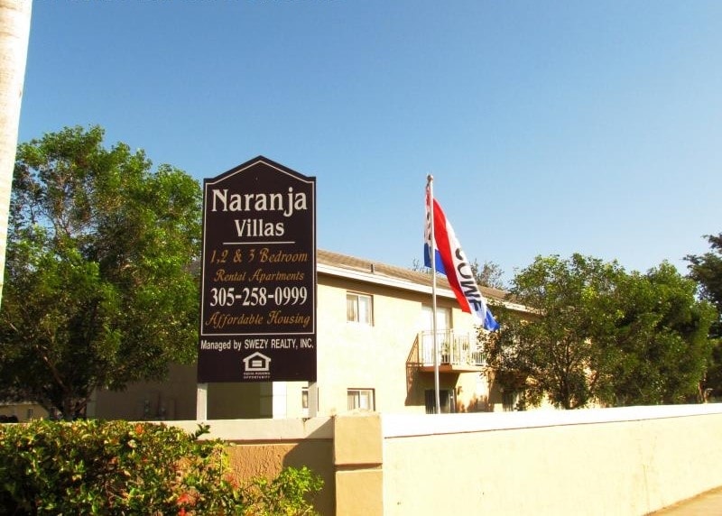  - Naranja Villas
