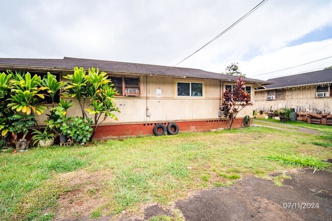 Building Photo - $1800 / 2BR – Approx  - 2br/1ba/Tandem pkg...