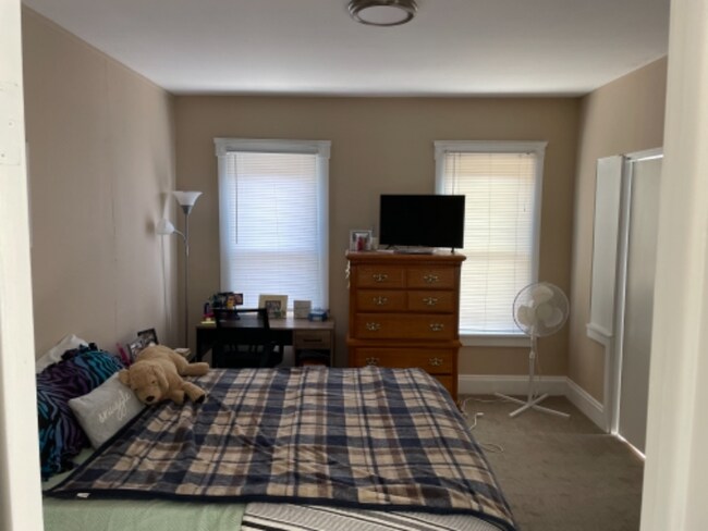 Foto del edificio - 2041 Murray Hill Rd