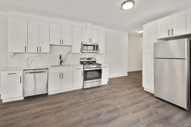 Foto del edificio - 3058 W Cortland St