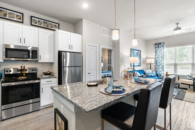 Neuhaus Apartments – Primary Bedroom 2BR, 2BA – 1,007SF - Kitchen - Neuhaus