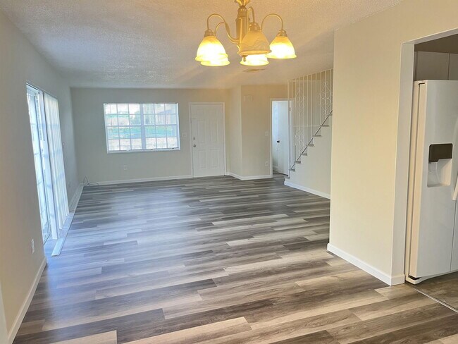 Building Photo - 9503 SW 88th Terrace