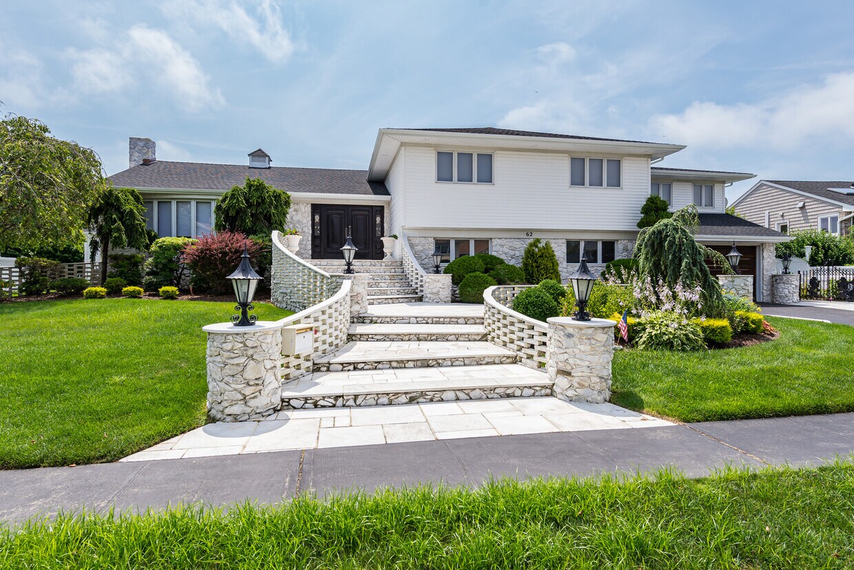 Foto principal - 62 Riviera Dr S