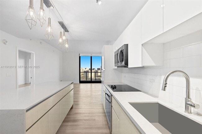 Building Photo - 101 Diplomat Pkwy