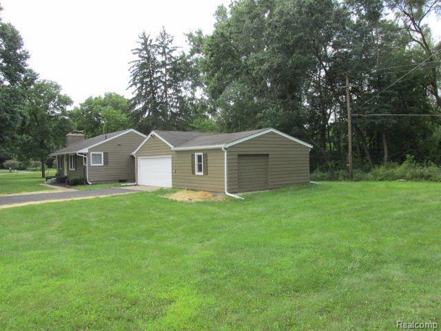 Building Photo - 737 S Duck Lake Rd