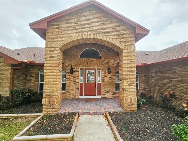 Building Photo - 9804 Bay Vista Estates Blvd
