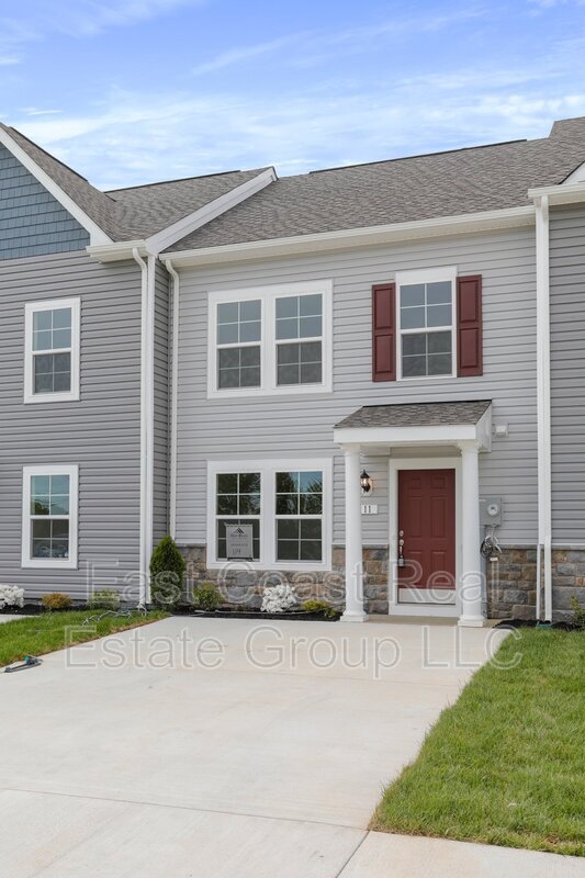 Building Photo - 11 Mengel Rd