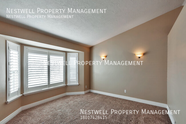Foto del edificio - Great 4-bed Home in Lehi