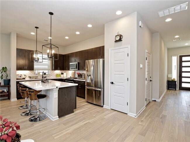 Building Photo - 13606 Cibolo Trace