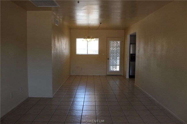 Foto del edificio - 4004 Shadow Crest Rd