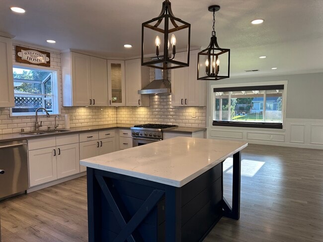 Foto del edificio - 36558 Blackwood Dr