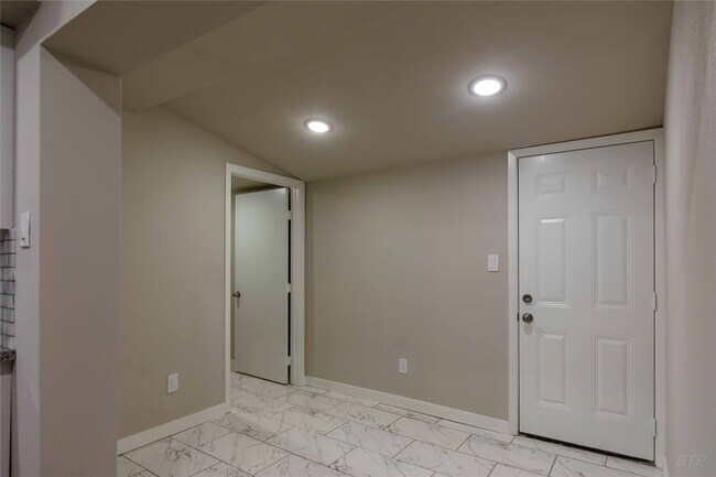 Foto del edificio - 11933 Beechnut St