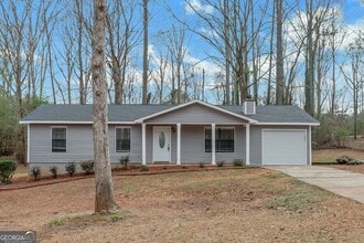 Building Photo - 321 Summerwood Ln