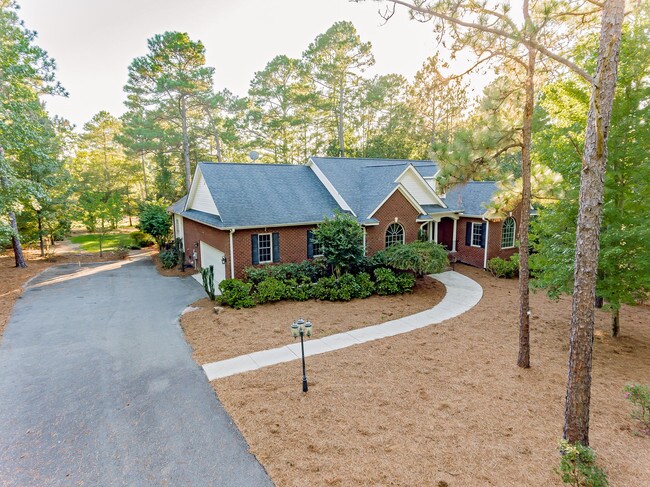 Building Photo - 469 Thimbleberry Dr