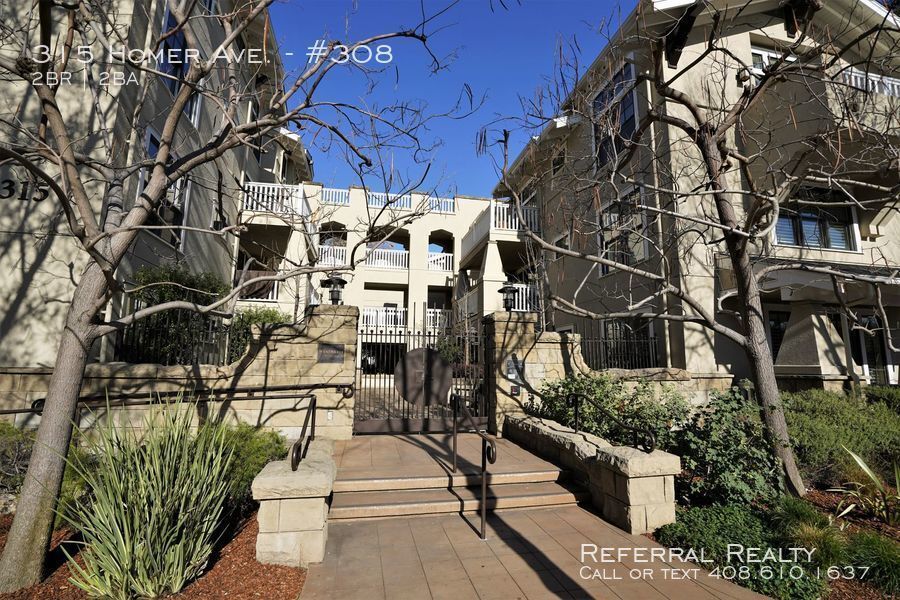 Primary Photo - Luxury Condo in Desirable Downtown Palo Alto!