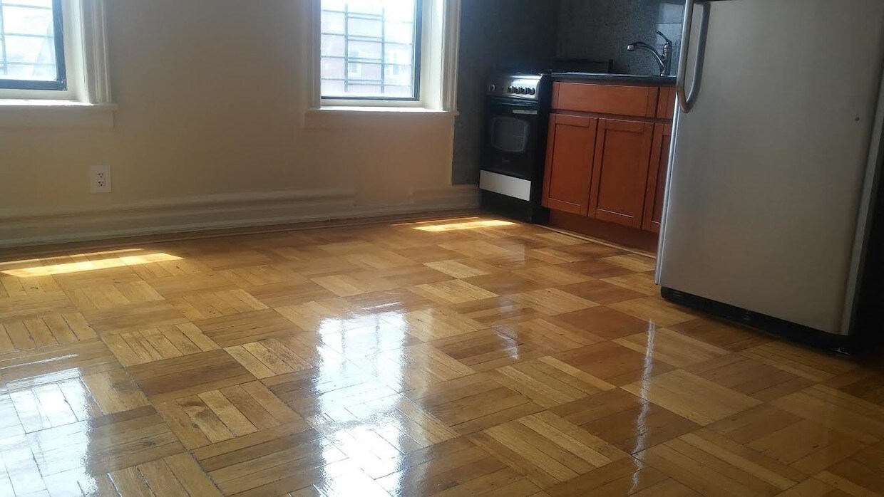 Foto principal - 144-40 88th Ave