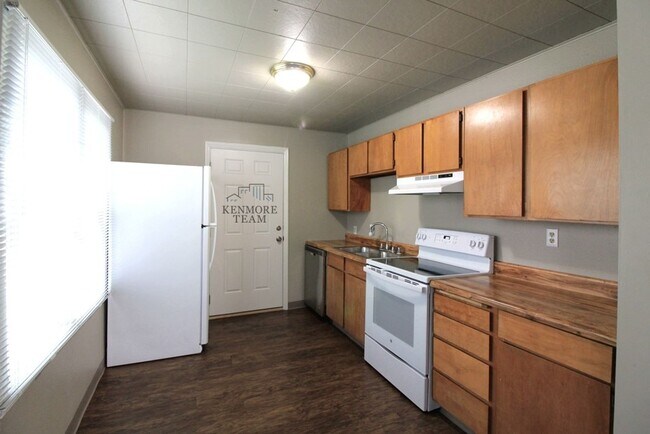 Foto del edificio - 3 Bedroom, 1.5 Bathroom Duplex in Richland