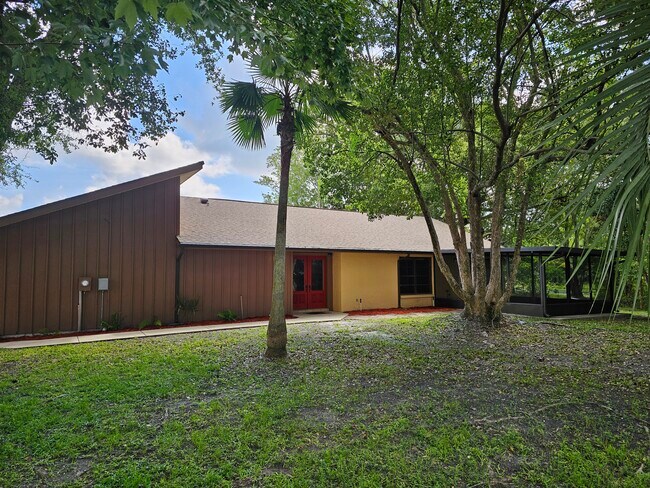 Foto del edificio - 51 Golfview Ct