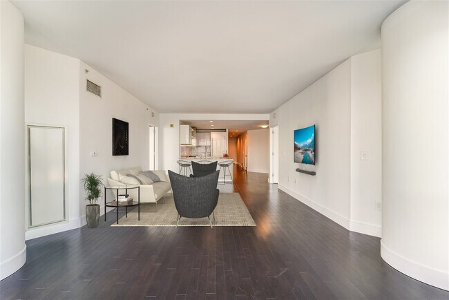 Foto del edificio - 77 Hudson St
