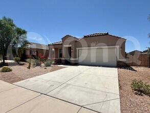 Building Photo - 2455 E Alida Dr