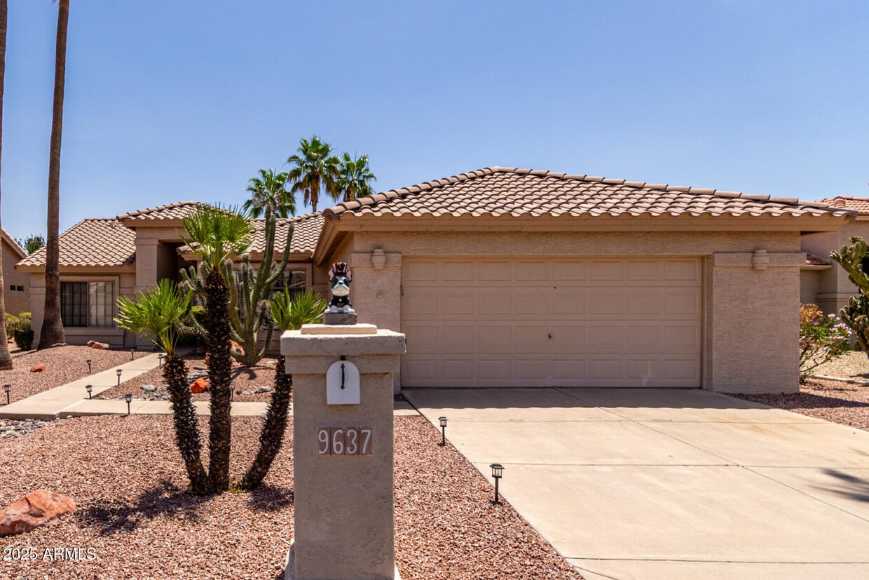 Primary Photo - 9637 E Sundune Dr