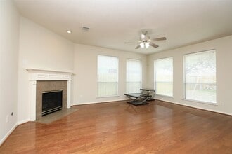 Building Photo - 6523 Trenton Lake Ln