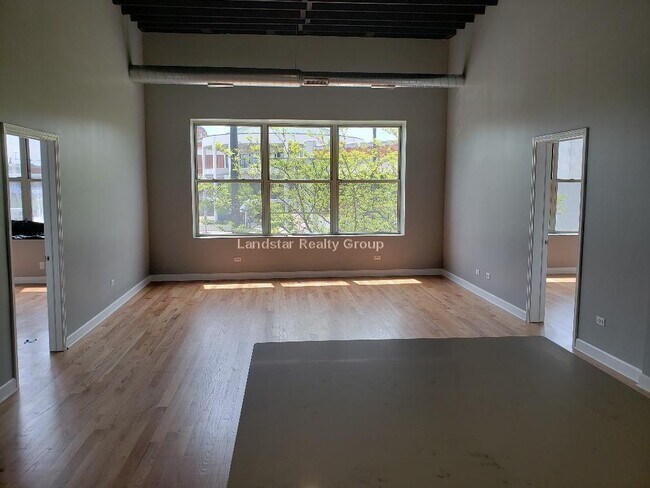 Building Photo - 317 Howard St