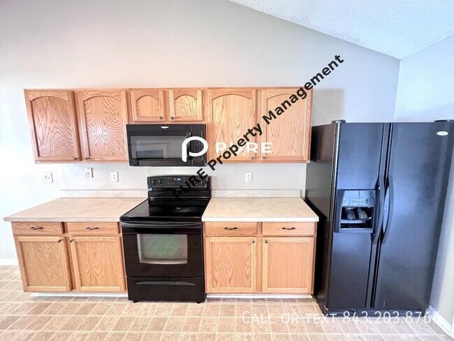 Building Photo - 5098 Thornton Dr