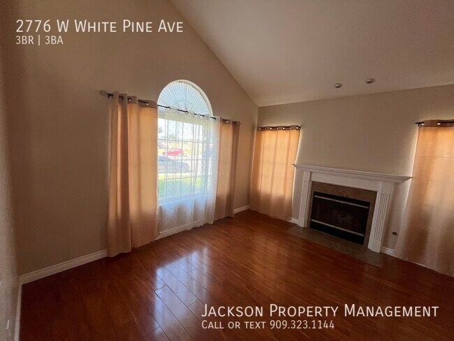 Foto del edificio - 2776 White Pine Ave