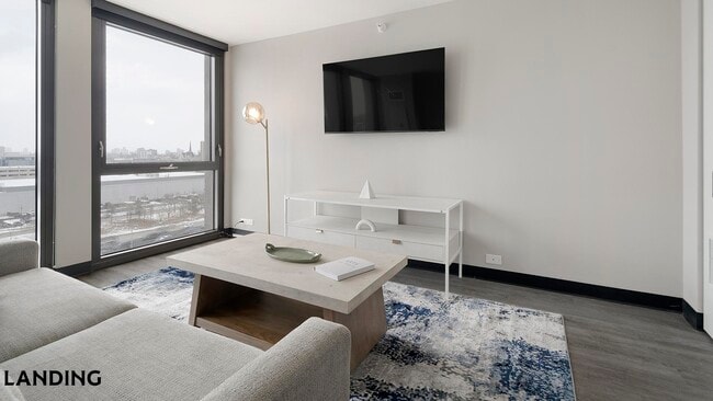 Building Photo - 1922 W Ogden Ave