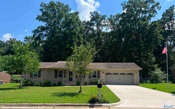 Building Photo - 110 Laurel Oak Rd