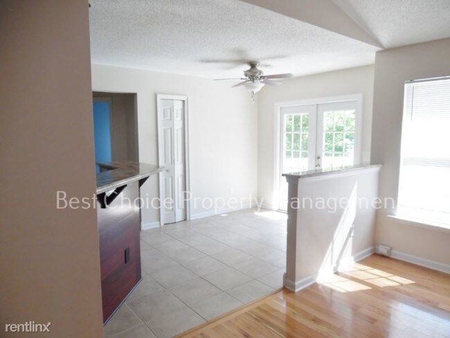 Building Photo - 4 br, 2 bath House - 6011 Hyde Park Ln