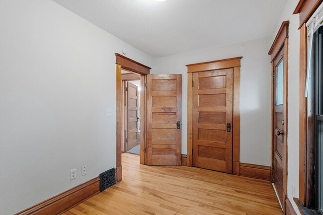 Building Photo - 1623 Selby Avenue