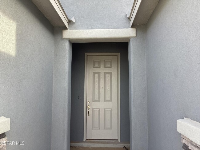 Building Photo - 116 Sarah Trl