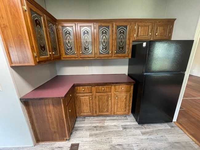 Building Photo - Looking for Acreage? This updated 3 bed, 2 bath home with an inside laundry room sits on 1.5 Acre...