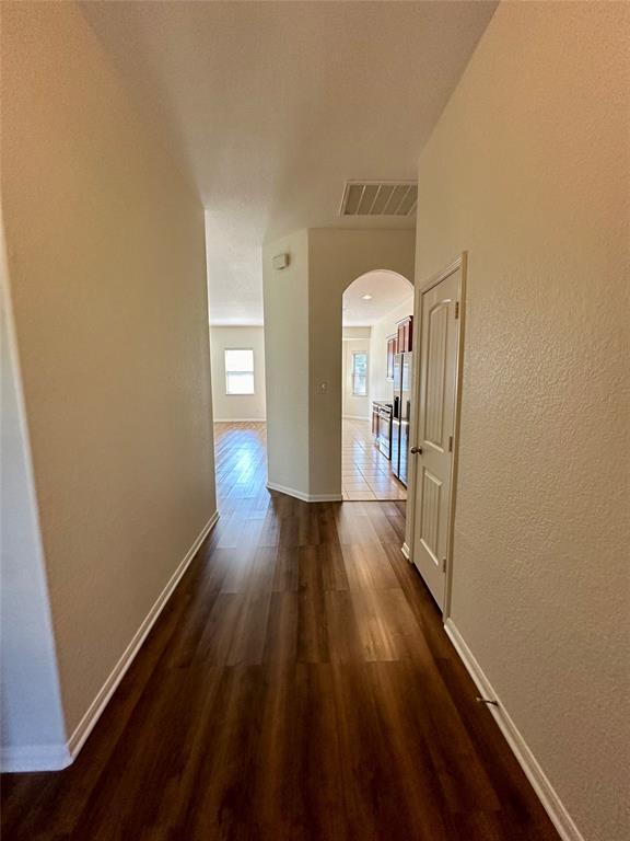 Foto del edificio - 3225 Doves Nest Ct