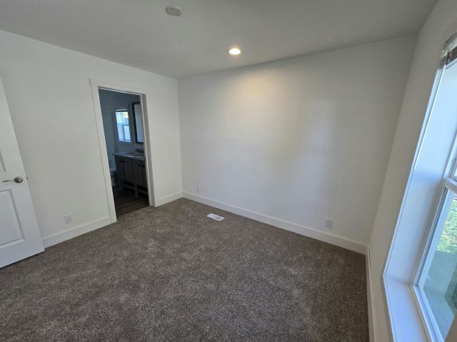 Foto del edificio - 203 Spruce Ln