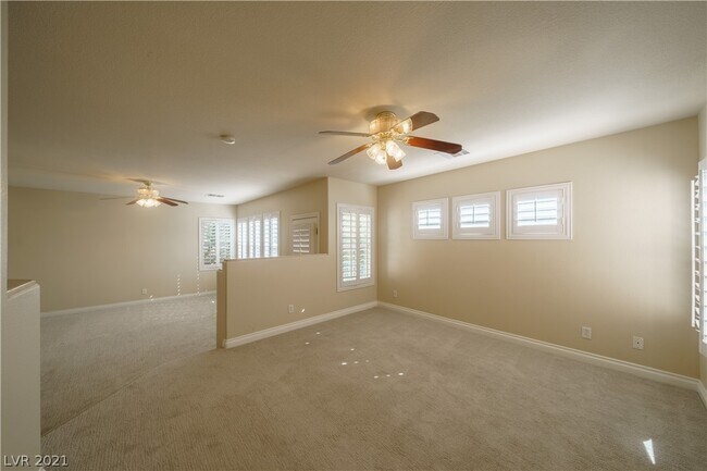 Building Photo - 9609 Royal Lamb Dr