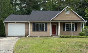 Building Photo - 628 S Hampton Dr