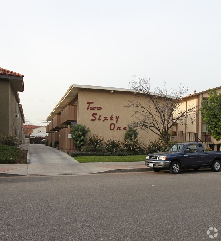 Primary Photo - 261 W Verdugo Ave