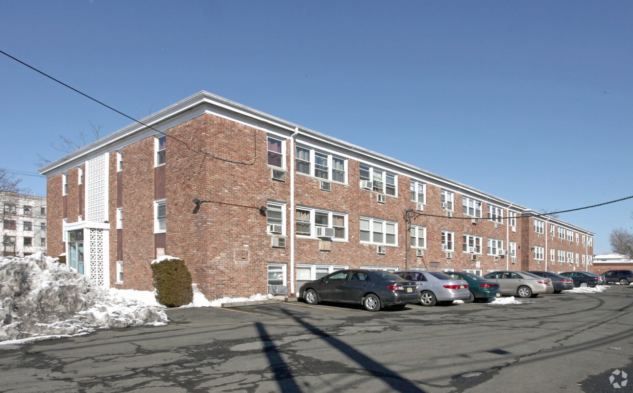 943 N Broad St, Elizabeth, NJ 07208 - 943 N Broad St Elizabeth, NJ