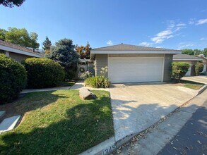 Building Photo - 1345 E Castleview Dr